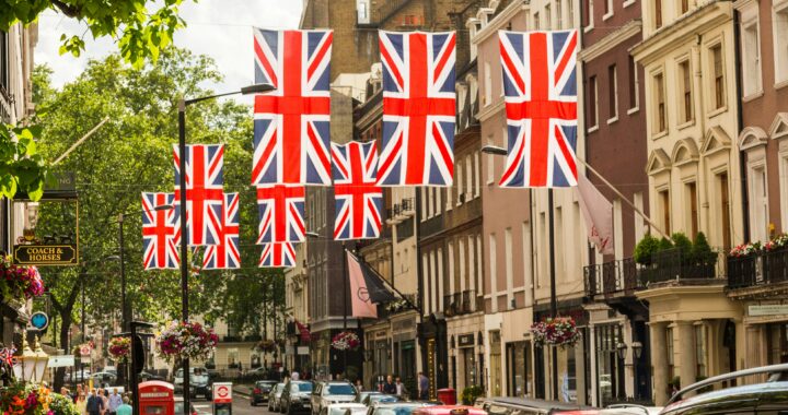 A row of Union Jacks
